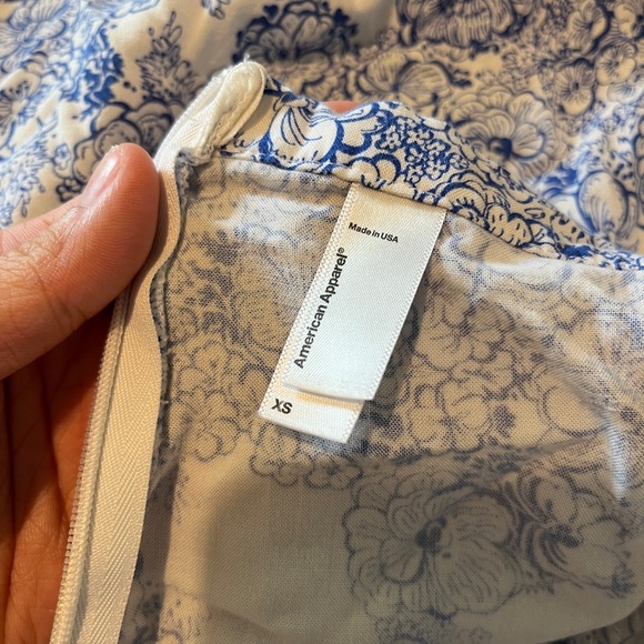 American Apparel Blue floral A-Line skirt - Picture 3 of 6